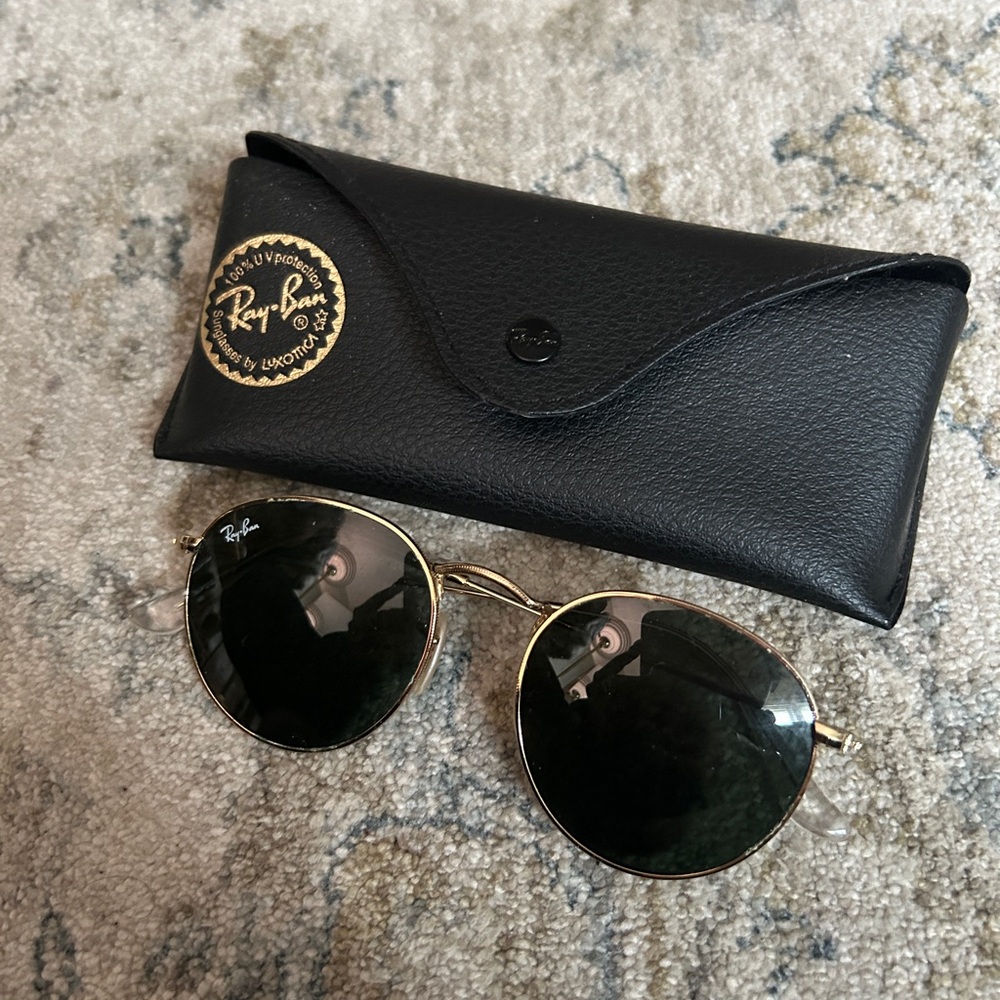 Ray-Ban Round Sunglasses